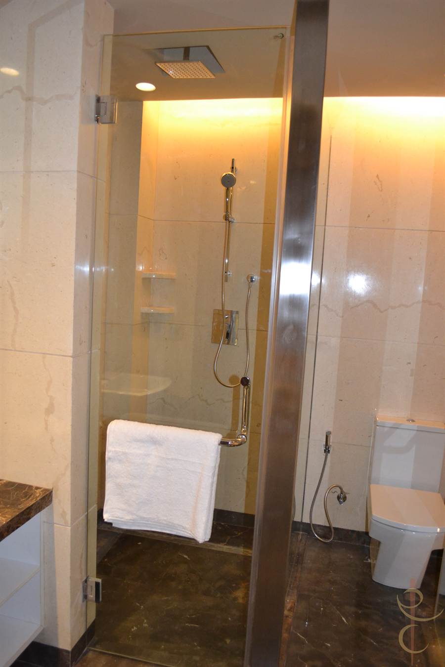 Crowne Plaza, Noida